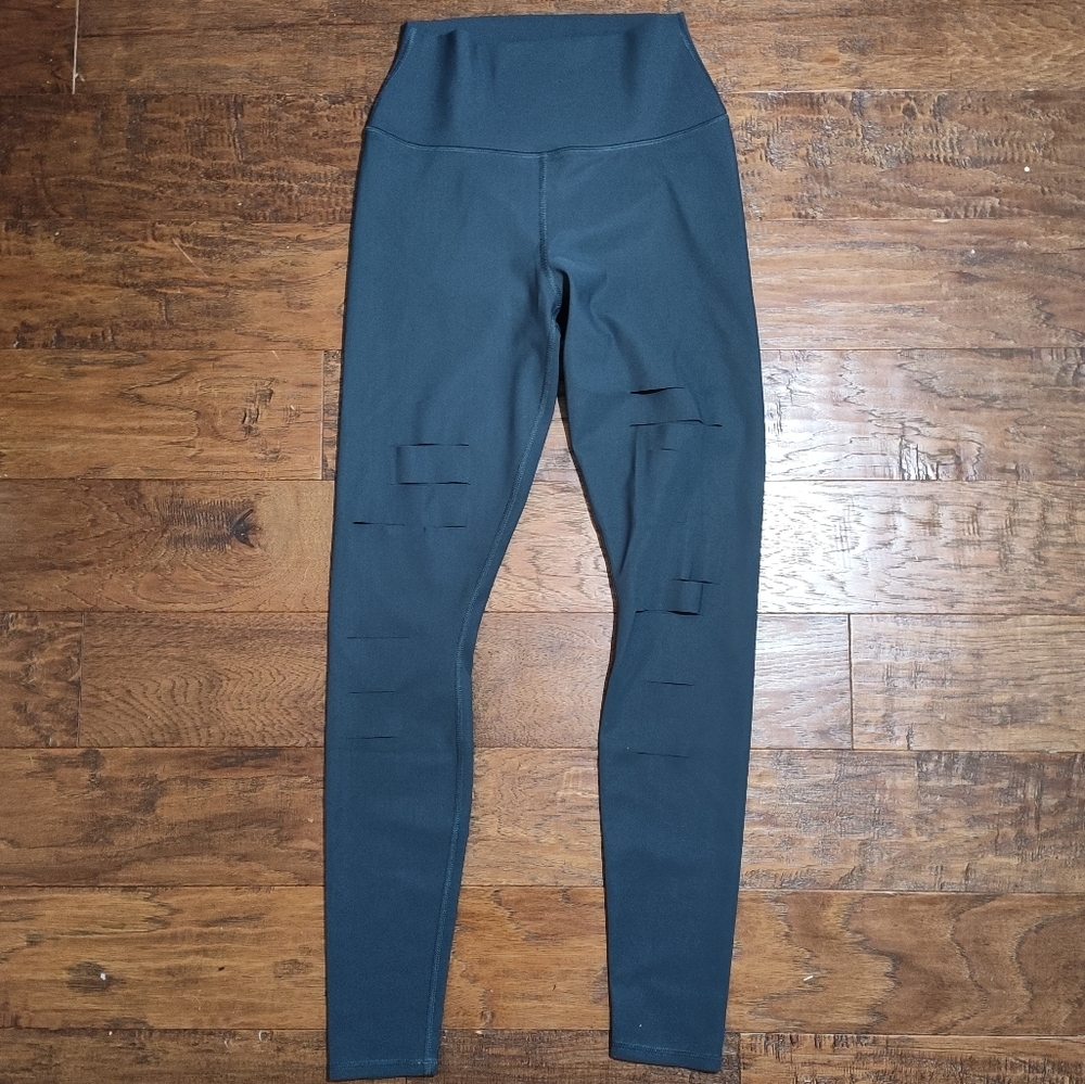Alo Yoga Ripped Warrior Leggings Charcoal Gray Size S - Picture 11 of 14